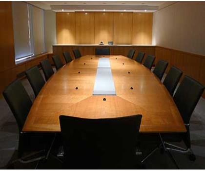Boardroom-Table-Shoren-EndW